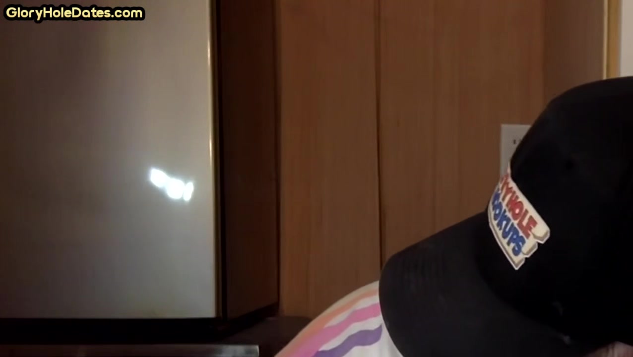 Real greedy gloryhole DILF sucks cock in homemade closeup