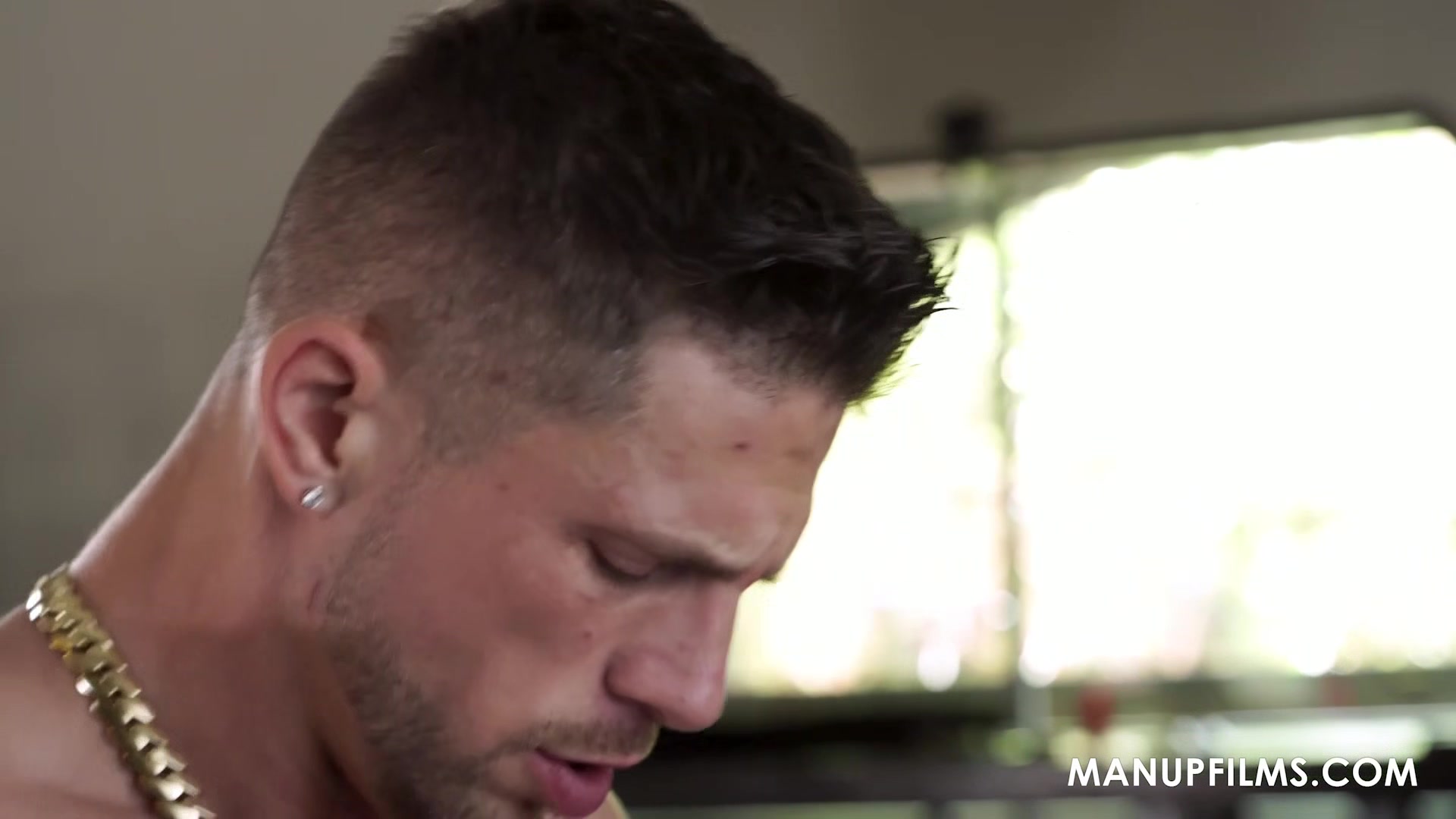 Roman Todd Drilled Hard Brock Kniles After Sloppy Blowjob