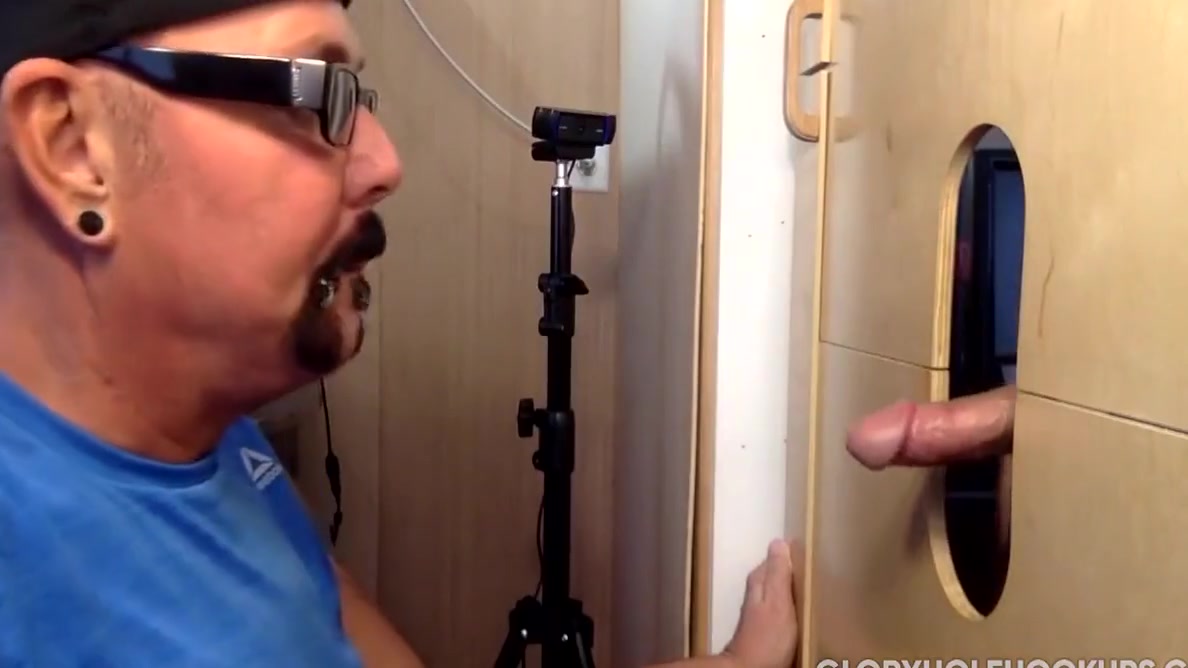 Real Gloryhole Dilf Sucks Cock At Home Till Cum In Mouth