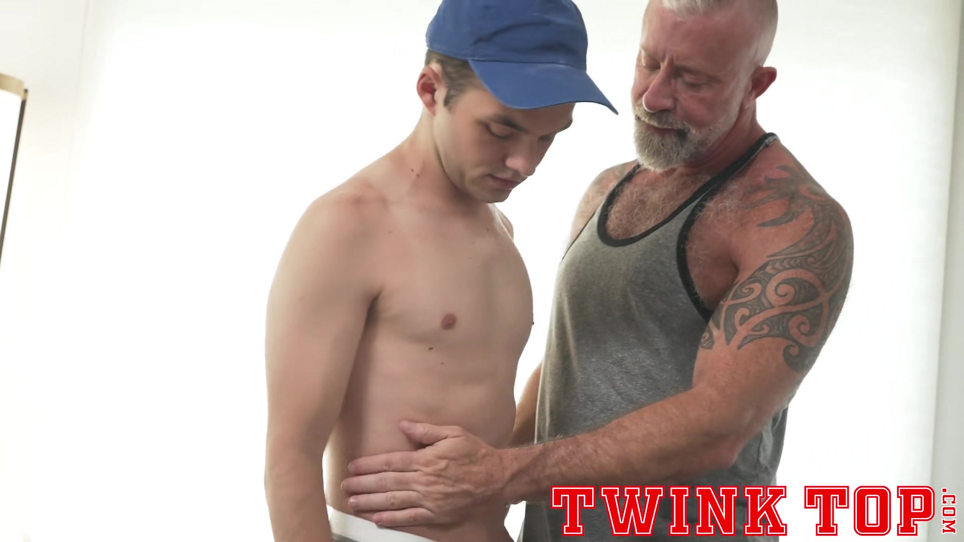 MARCUS RIVERS Chapter 1 - Topping My Coach