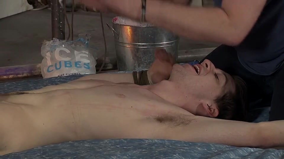 Hung Edwin Milked Of A Load - Edwin Sykes & Sebastian Kane