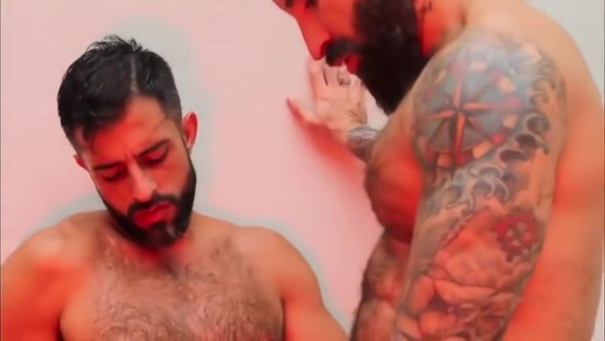 Having Some Oral Fun With Two Hot Hair Guys Kyle Fox Kyle Foxfans Bussyhunt