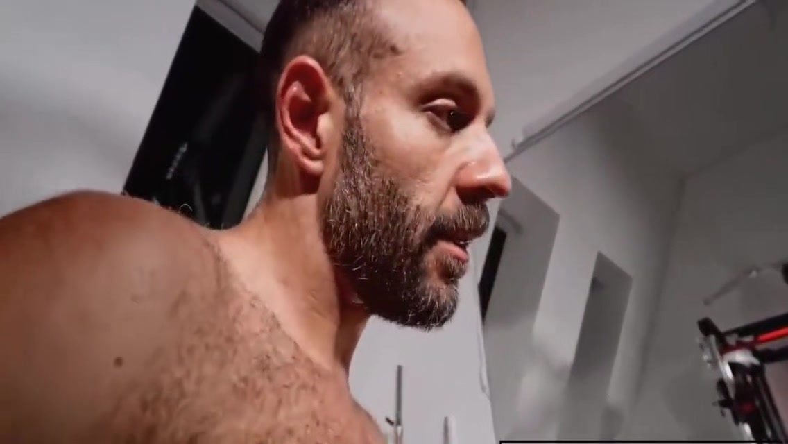 Stepdaddy Pauzudo Fodendo O Moleque Na Academia 19 Min