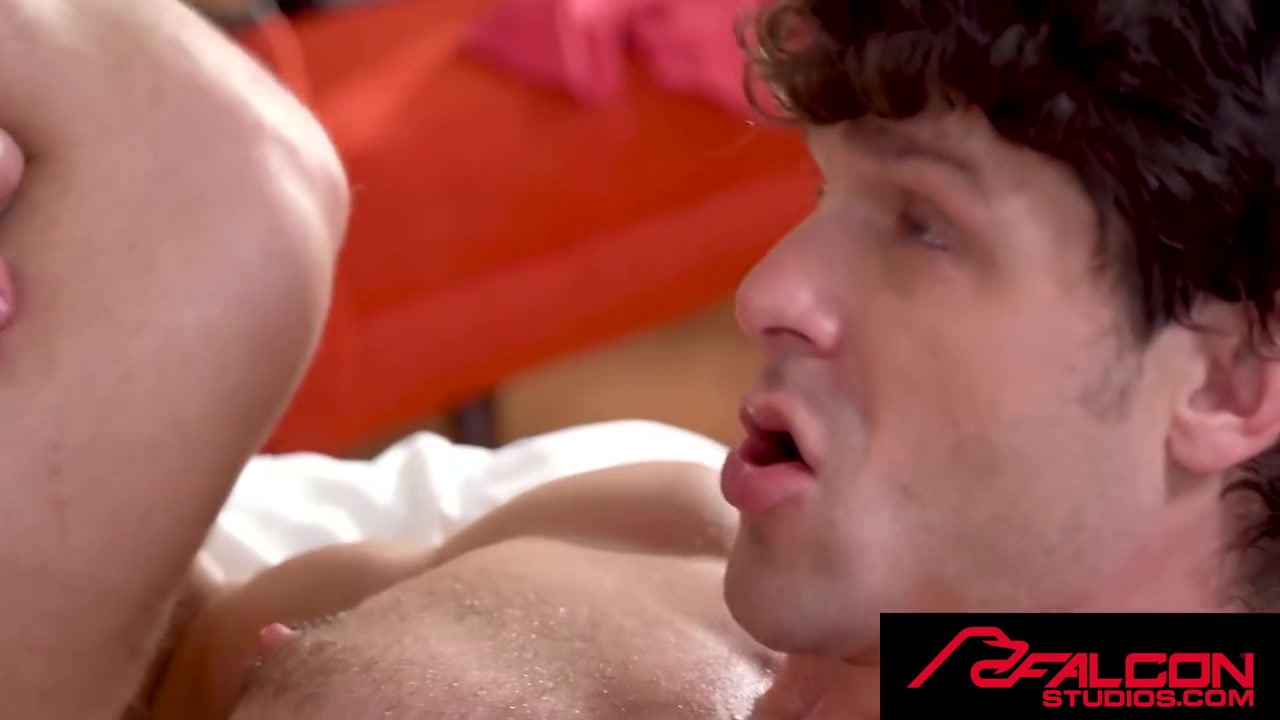 Hot Af Devin Franco Loves Getting Fucked By A Big Dick