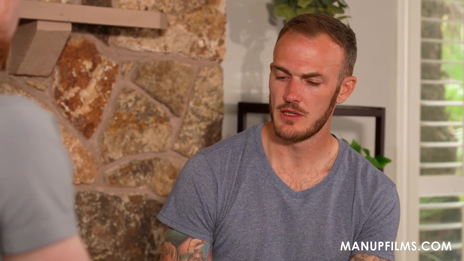 Christian Wilde Gives Sensual Handjob By Blond Jesse Stone