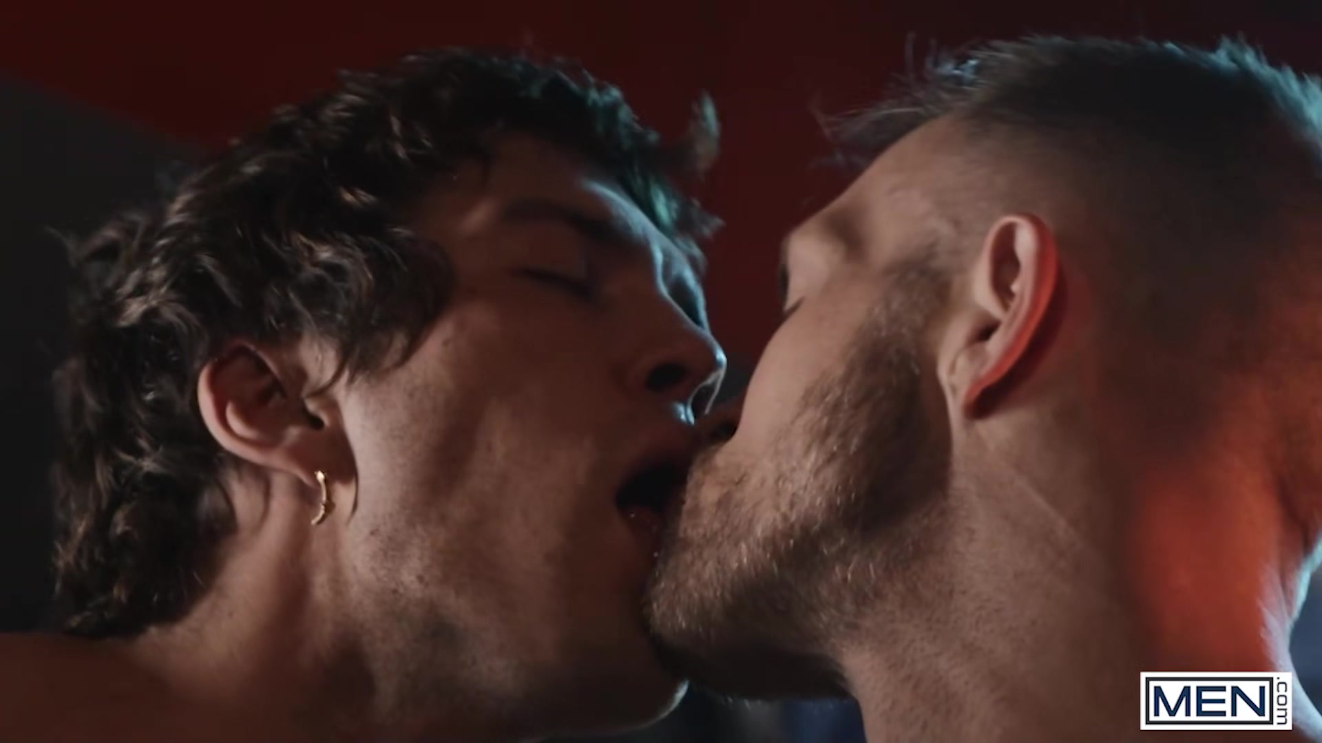 MEN - Passionate Sensual Hardcore Banging With Super Sexy Bartenders Paul Wagner And Chris Cool