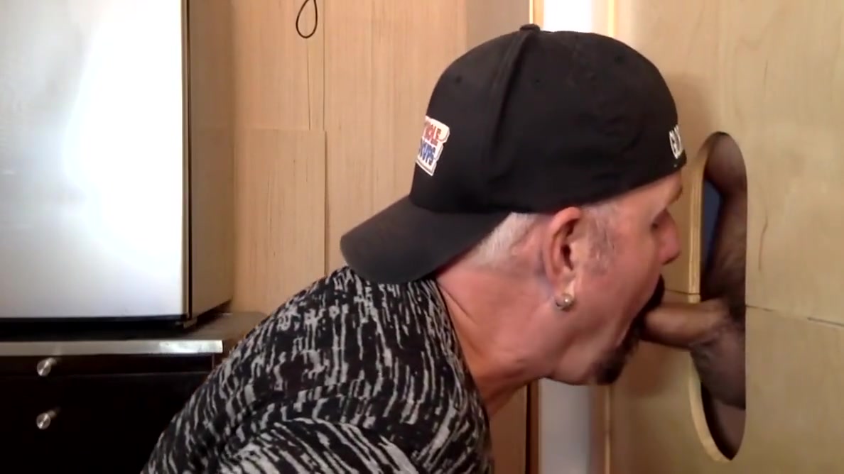Cum Swallow Amateur Dilf Sucks Bfs Cock In Gloryhole At Home