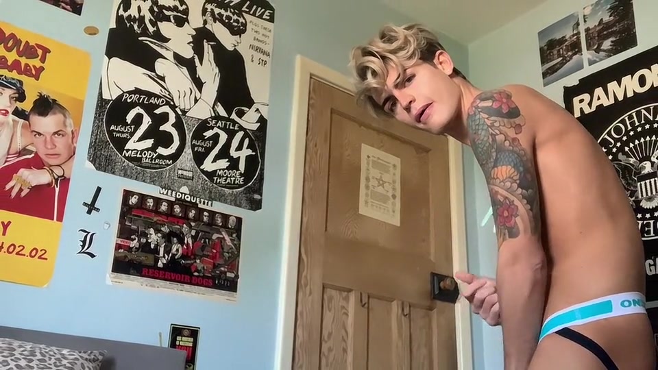 Ryo Is An Experienced Boy - Ryo Foxx