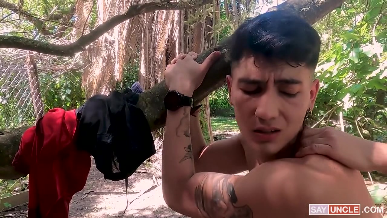Horny Hiking Nico Ruiz & Felipe Kum