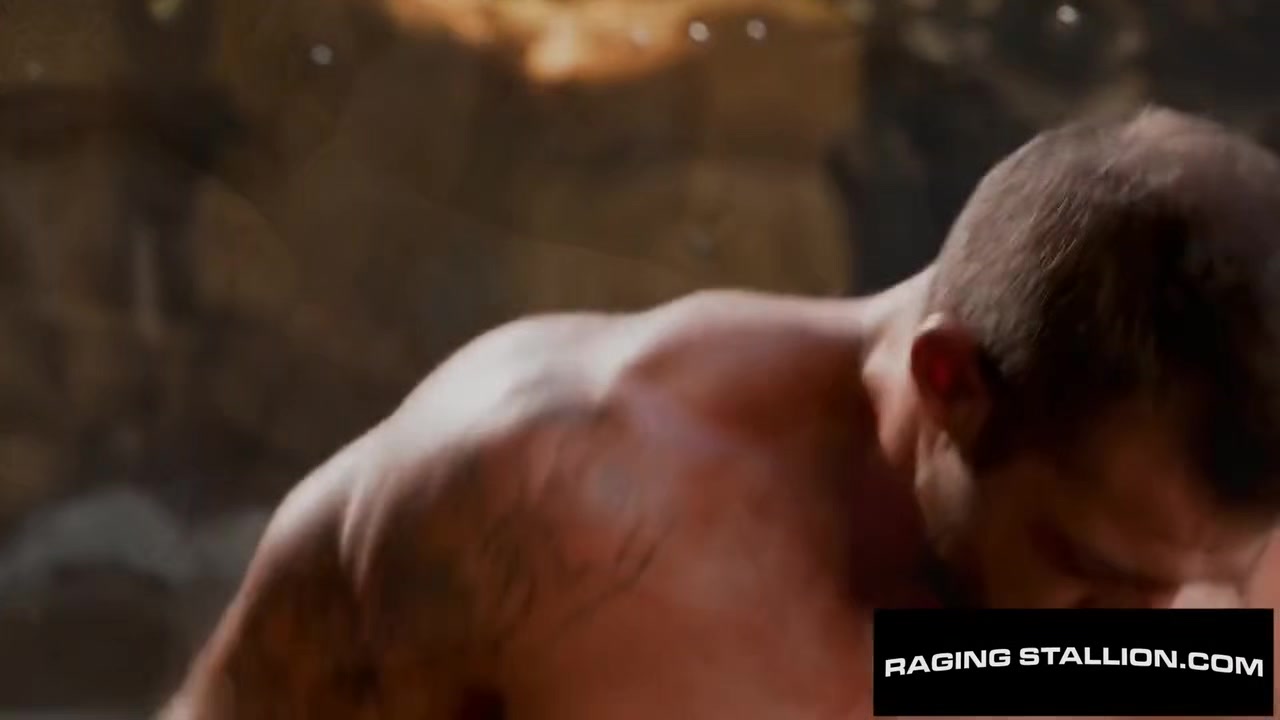 Hairy Hunk Flip Fucks Muscle Fucker Outdoors