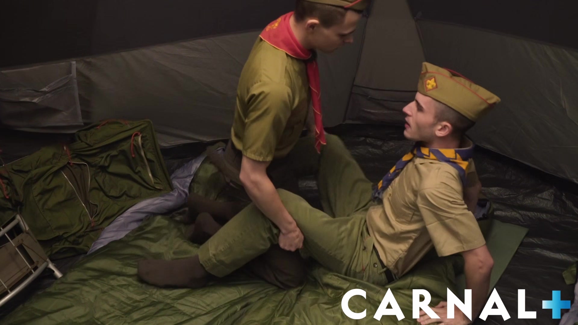 ScoutBoys Scout Austin Young and horny pal bareback during hot hike