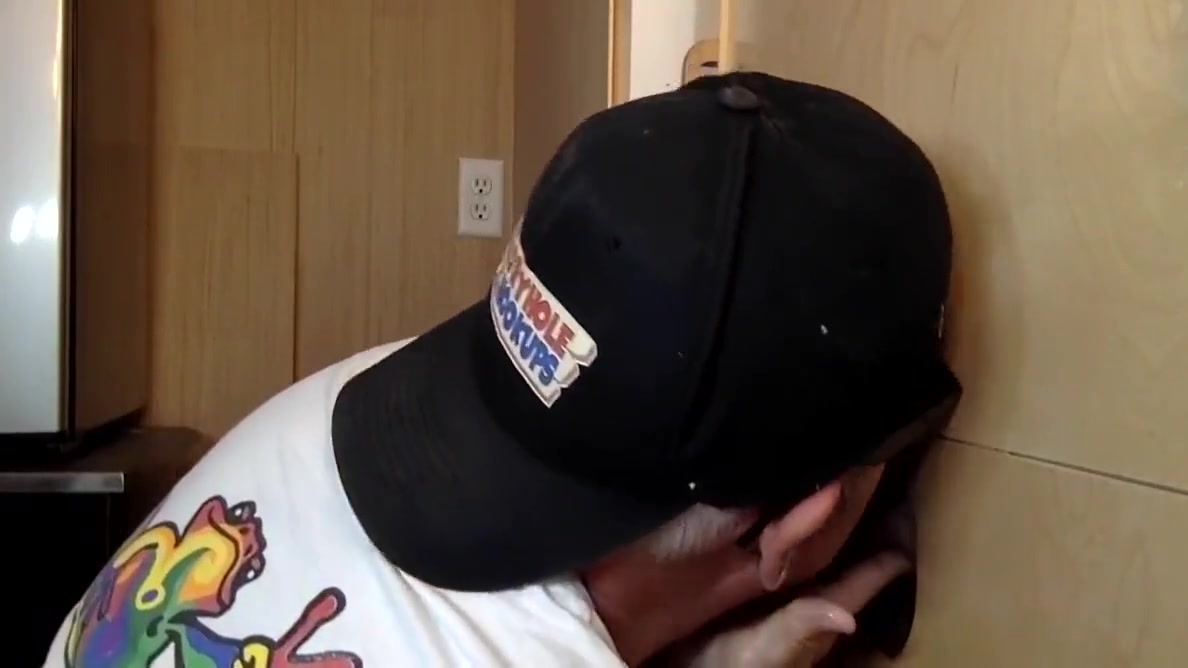 Greedy Mature Gay Sucks In Gloryhole Till Cum In Mouth