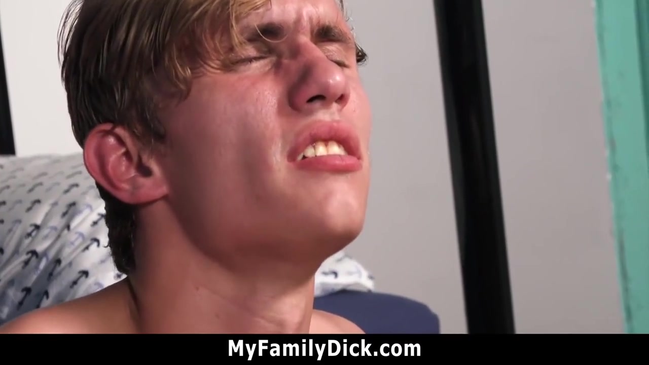 Stepsons Would Rather Right Into Bed With Stepdaddy Than Into The Books - Myfamilydick 8 Min
