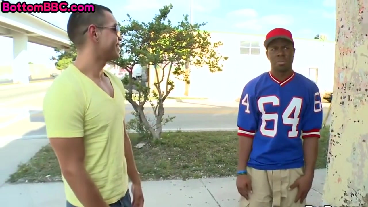 Ebony Stud Picked Up For Outdoor Public Fuck By White T