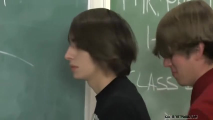 And Shows All His Advantages As A Gay Fucker With Spencer London, Braden Phoenix And Maddox Johnson