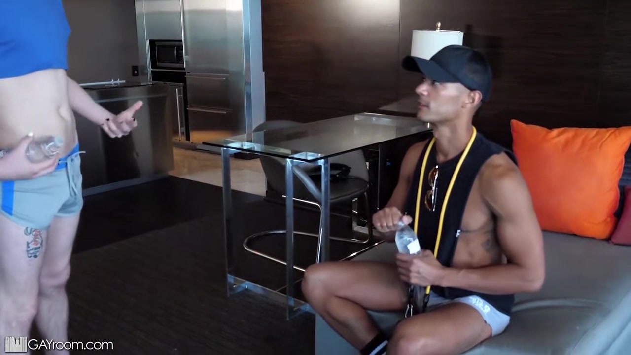In Two Big Dick Hunks Fuck In The Shower With Josh Cannon