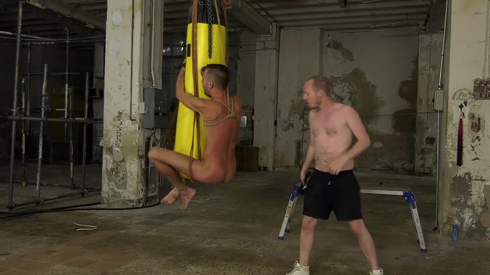 Sean Uses Dantes Bareback Hole - Dante Lucas & Sean Taylor