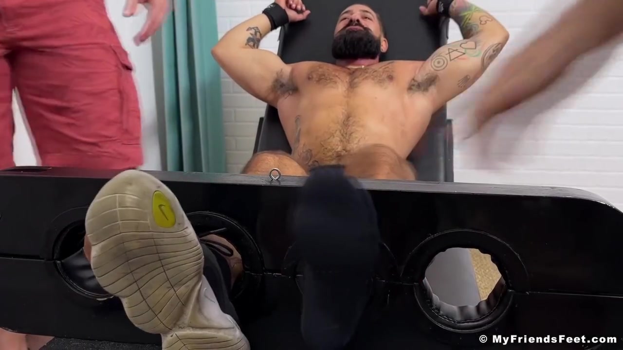 Strapped Hunk Eddie Receives Tickling From Clay T