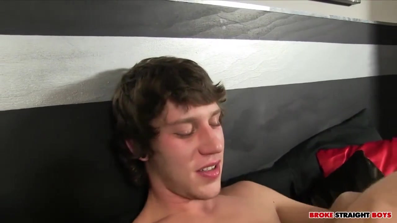 Paul Gives Head & Barebacks Jason