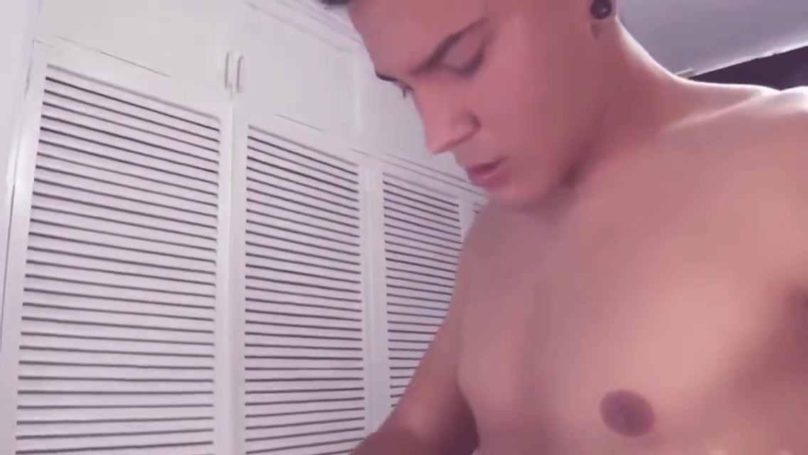 Compilacion Mis Companeros De Cuarto Me Follan 25 Min