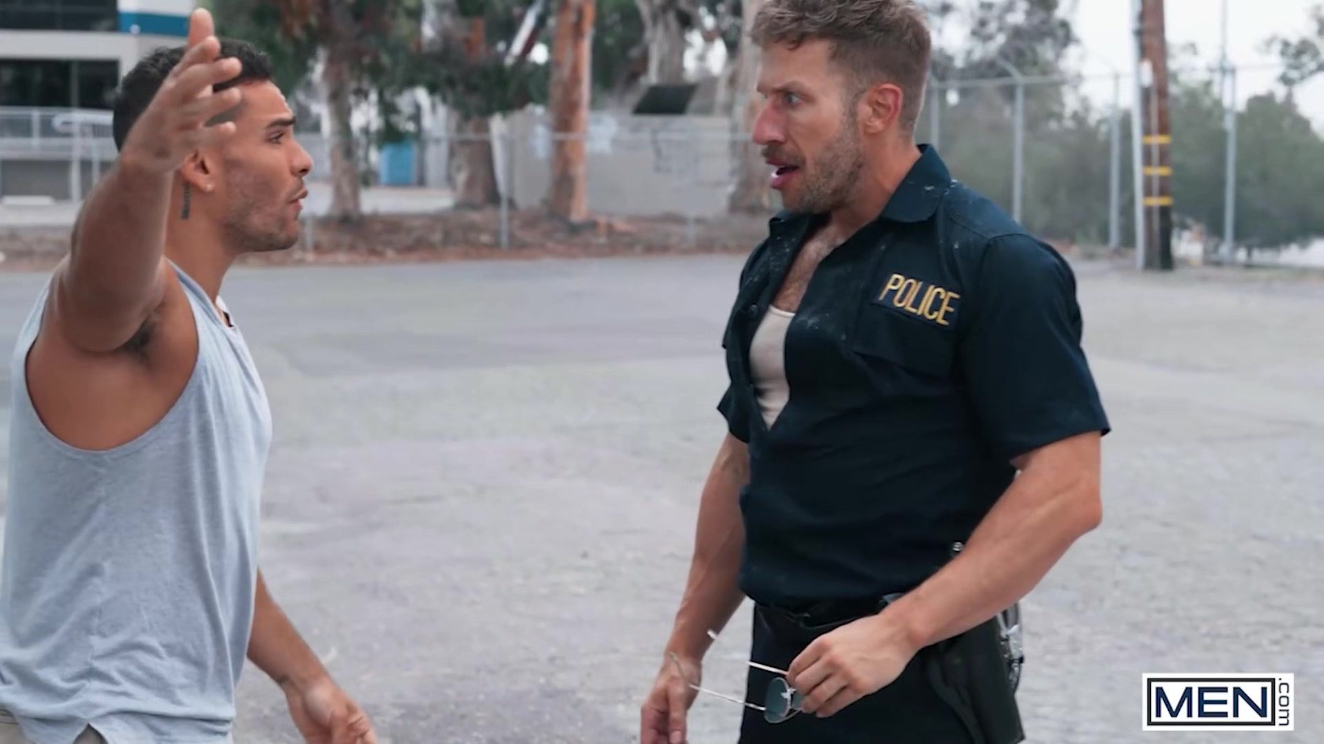 MEN - Damian Night Forgets All About His Missing Wallet When He Sees The Offices Morgxn Thickes Big Cock