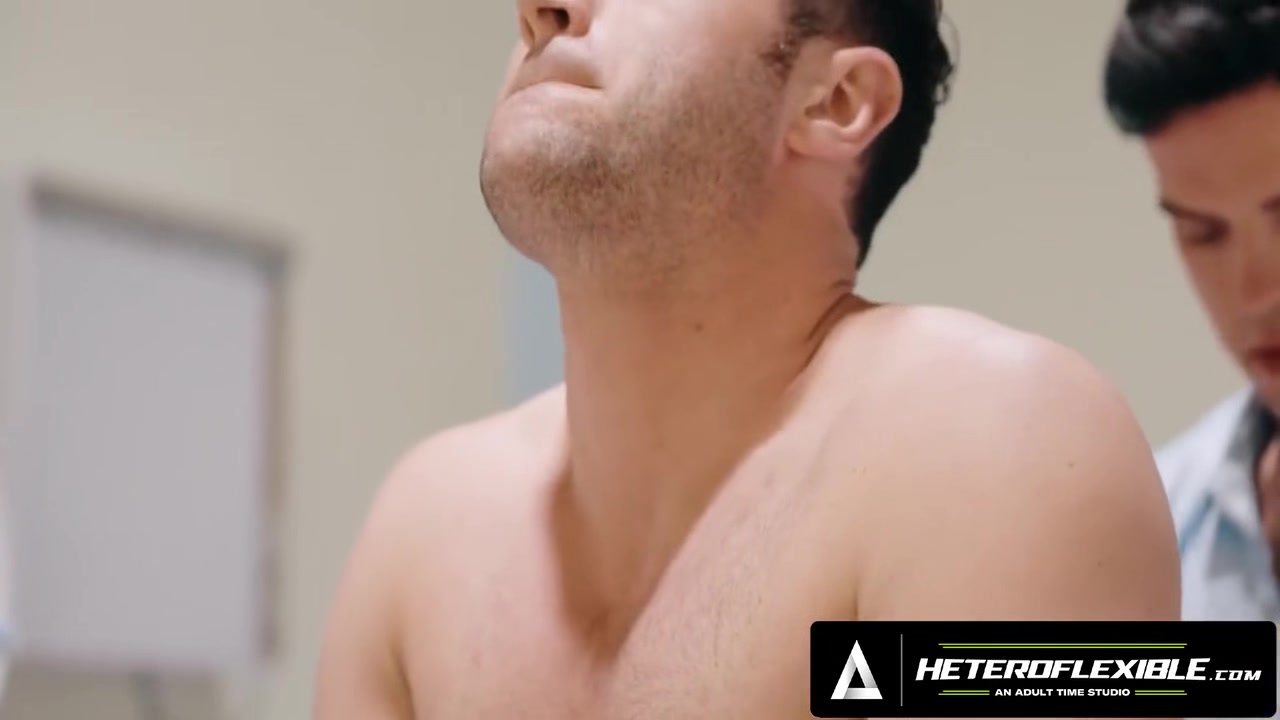 Heteroflexible - Pervert Doctor Dakota Payne Starts Jerking Off During Michael Boston Prostate Exam