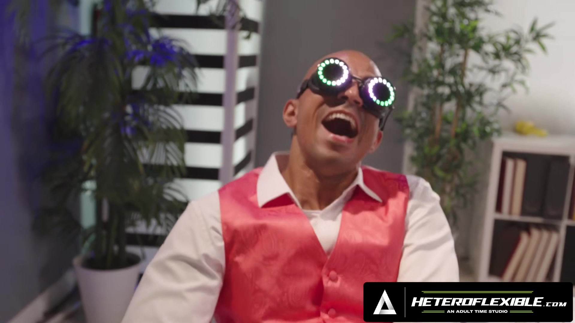HETEROFLEXIBLE - Horny Dakota Payne Buttfucks Pervert Subordinates Zario Travezz & Jkab Ethan Dale