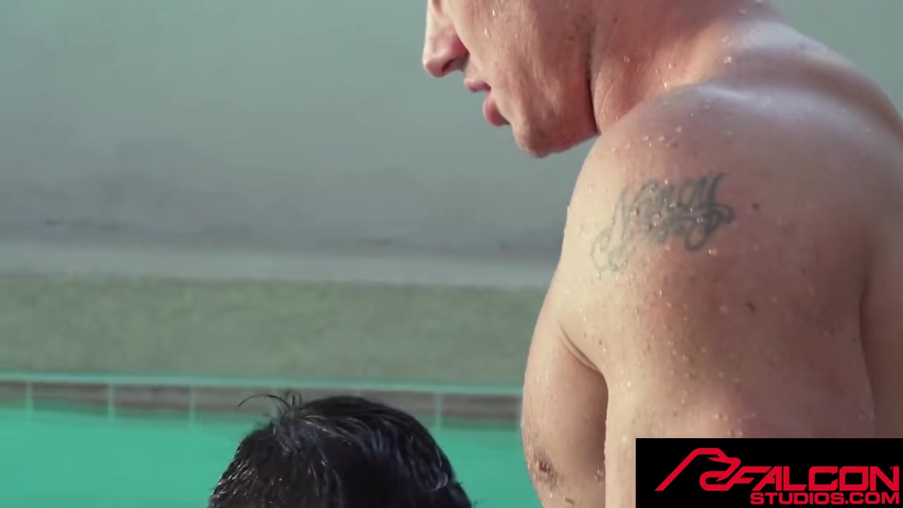 Cade Maddox Barebacks Hot Jock By The Refreshing Pool