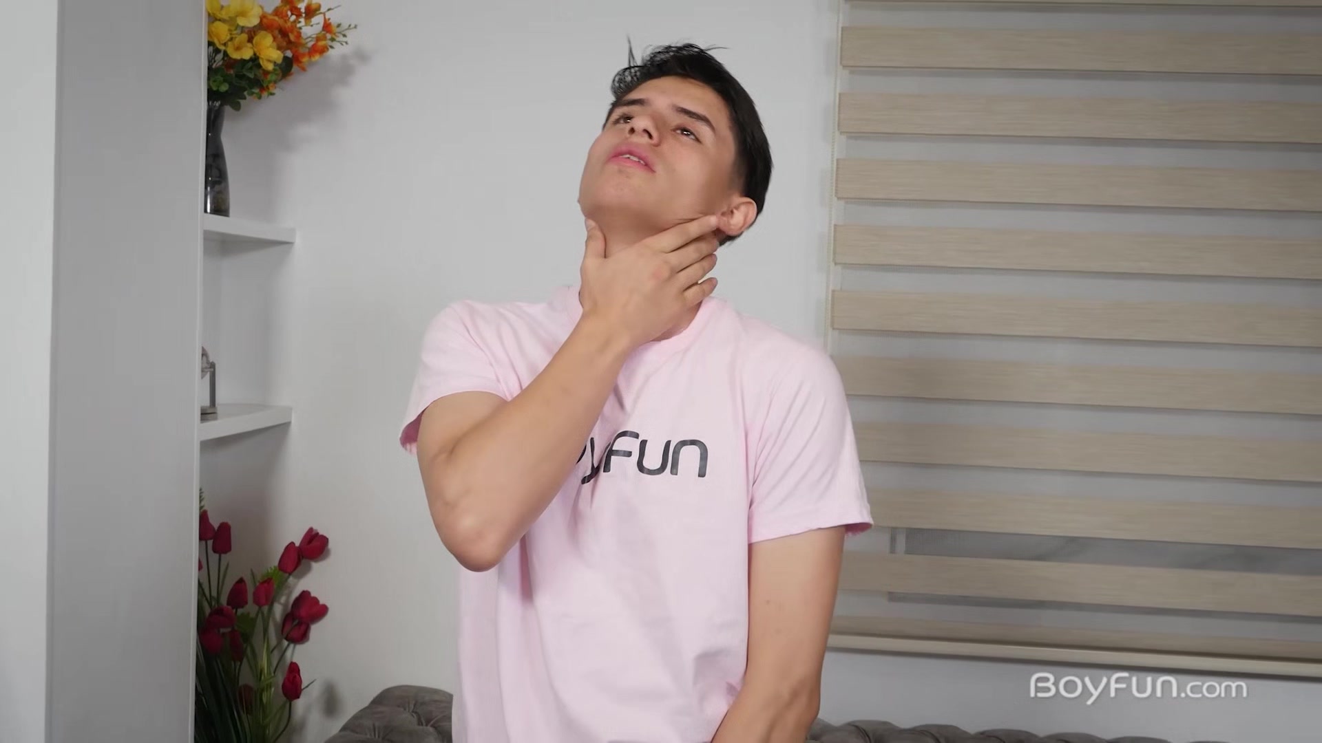 Justin Host - BoyFun