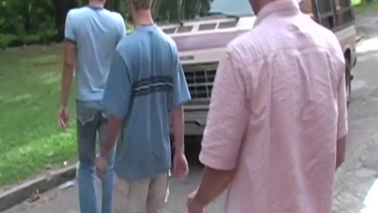 Wagon Guys Scene 2 Gay Threesome Fucking Each Other And Sharing Cumshot