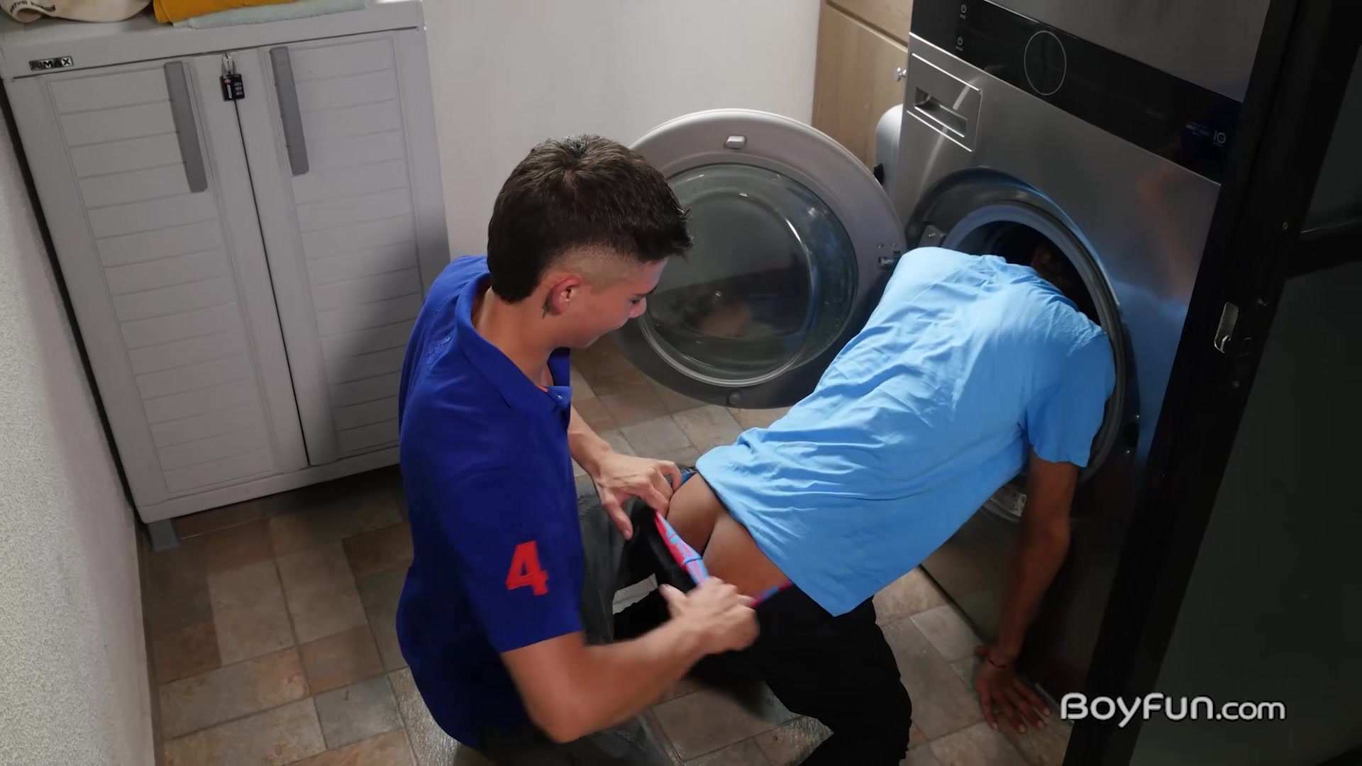 Max Hard Deep In That Twink Ass - BoyFun