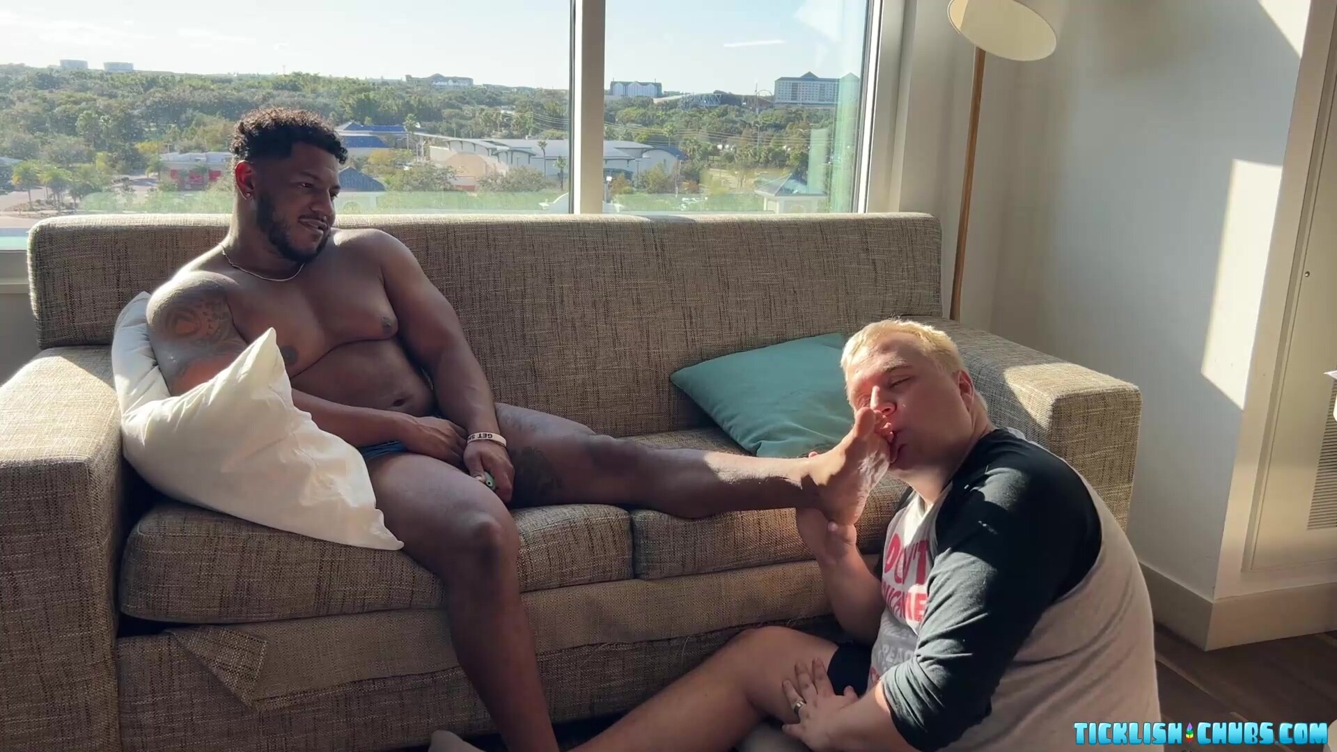 Matt Licks Bear Jurrell Feet To Appreciate His Beauty