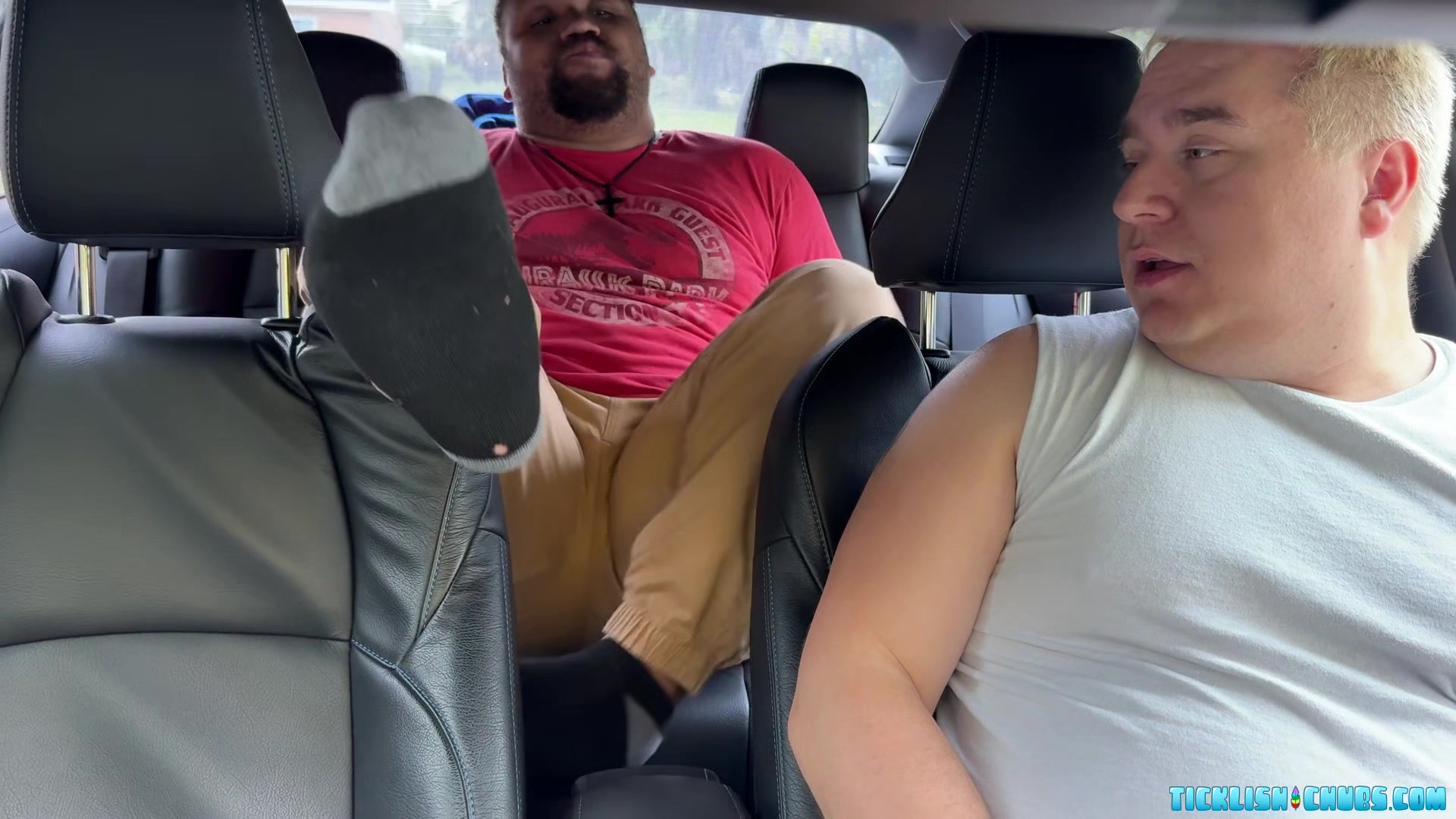 Devon Big Feet Fit Perfectly In Chub Matts Mouth