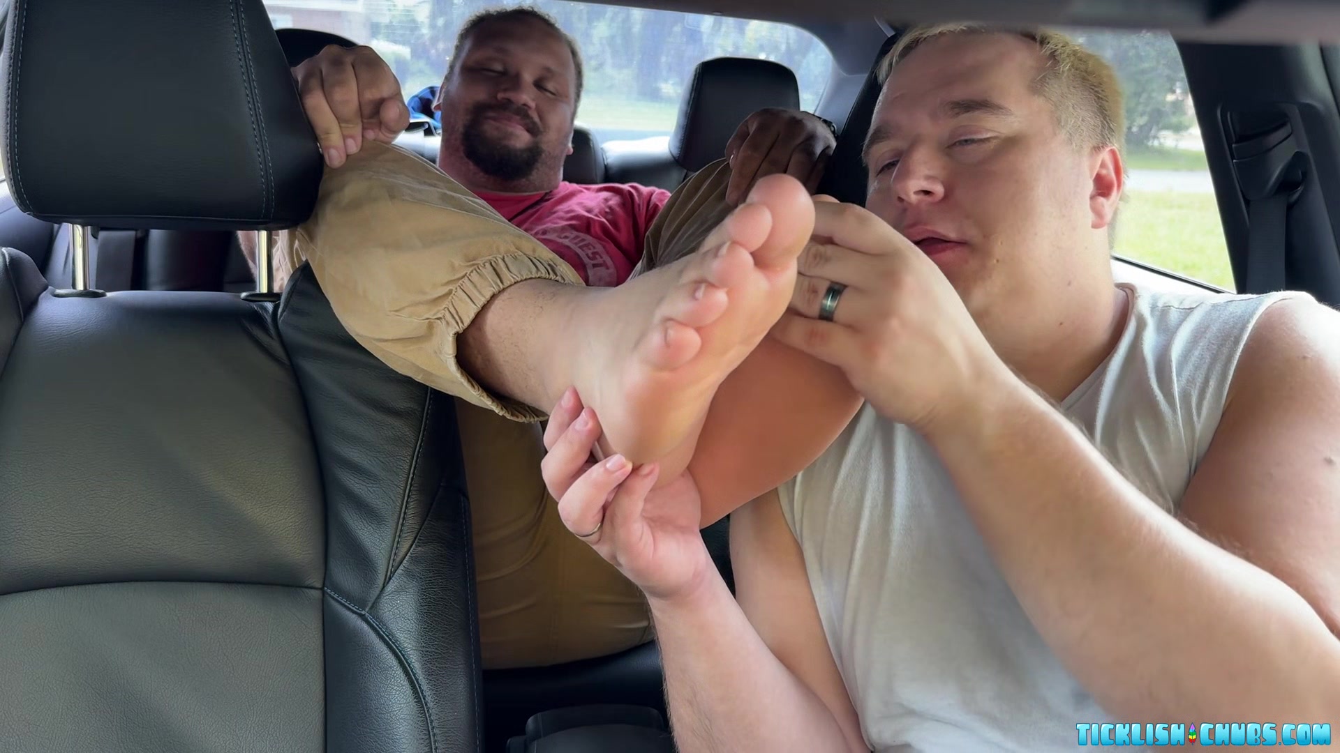 Devon Big Feet Fit Perfectly In Chub Matts Mouth
