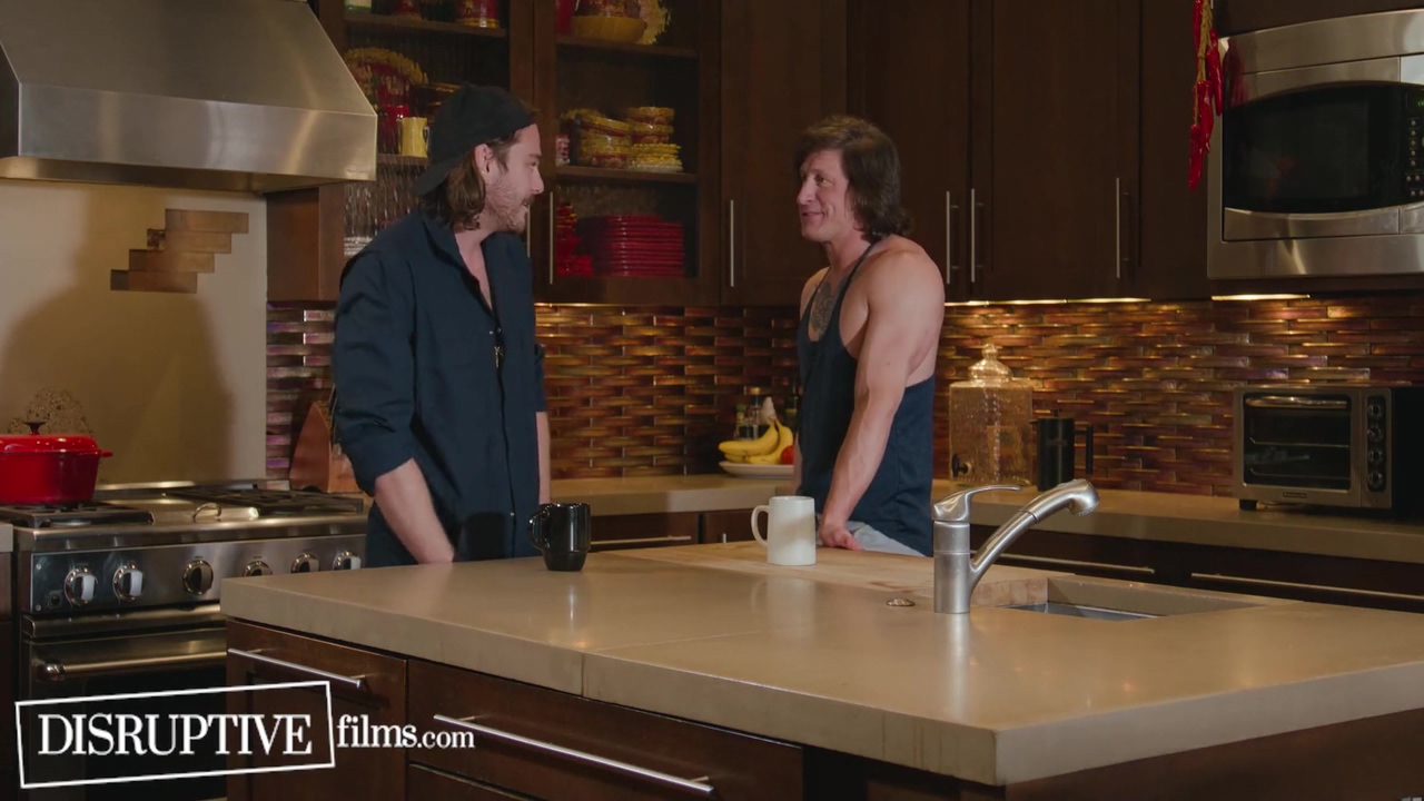 Shy Cable Guy Has Intense Fuck With Hunky Customer