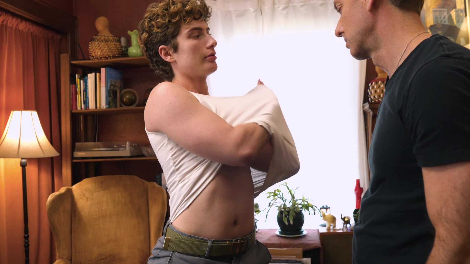 Transcest Tall hung DILF with curved dick plows cutie Noah Way Babes