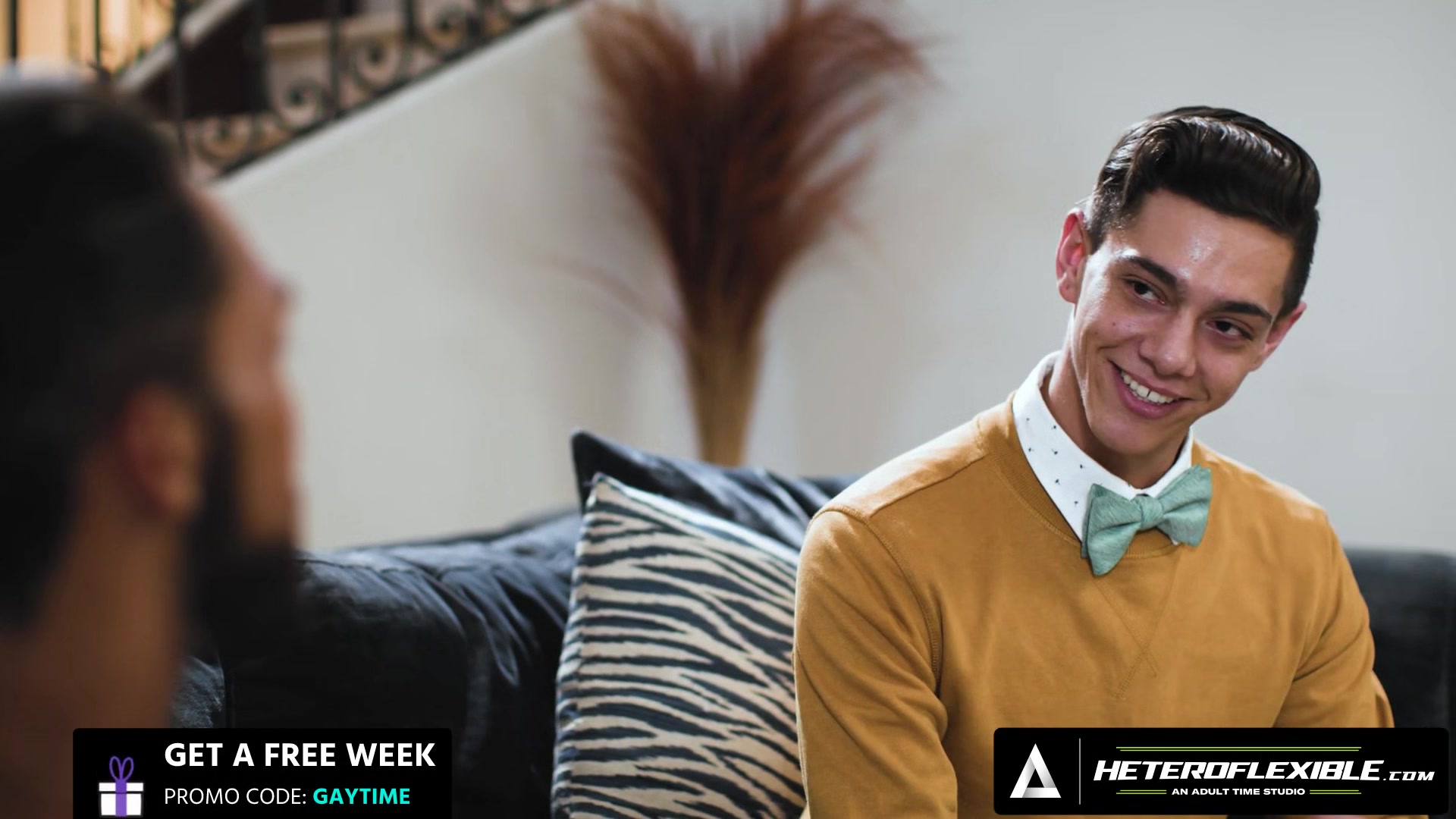 HETEROFLEXIBLE College Boy In The Closet Benvi RAILS Hot DILF Next Door Luka Phoenix