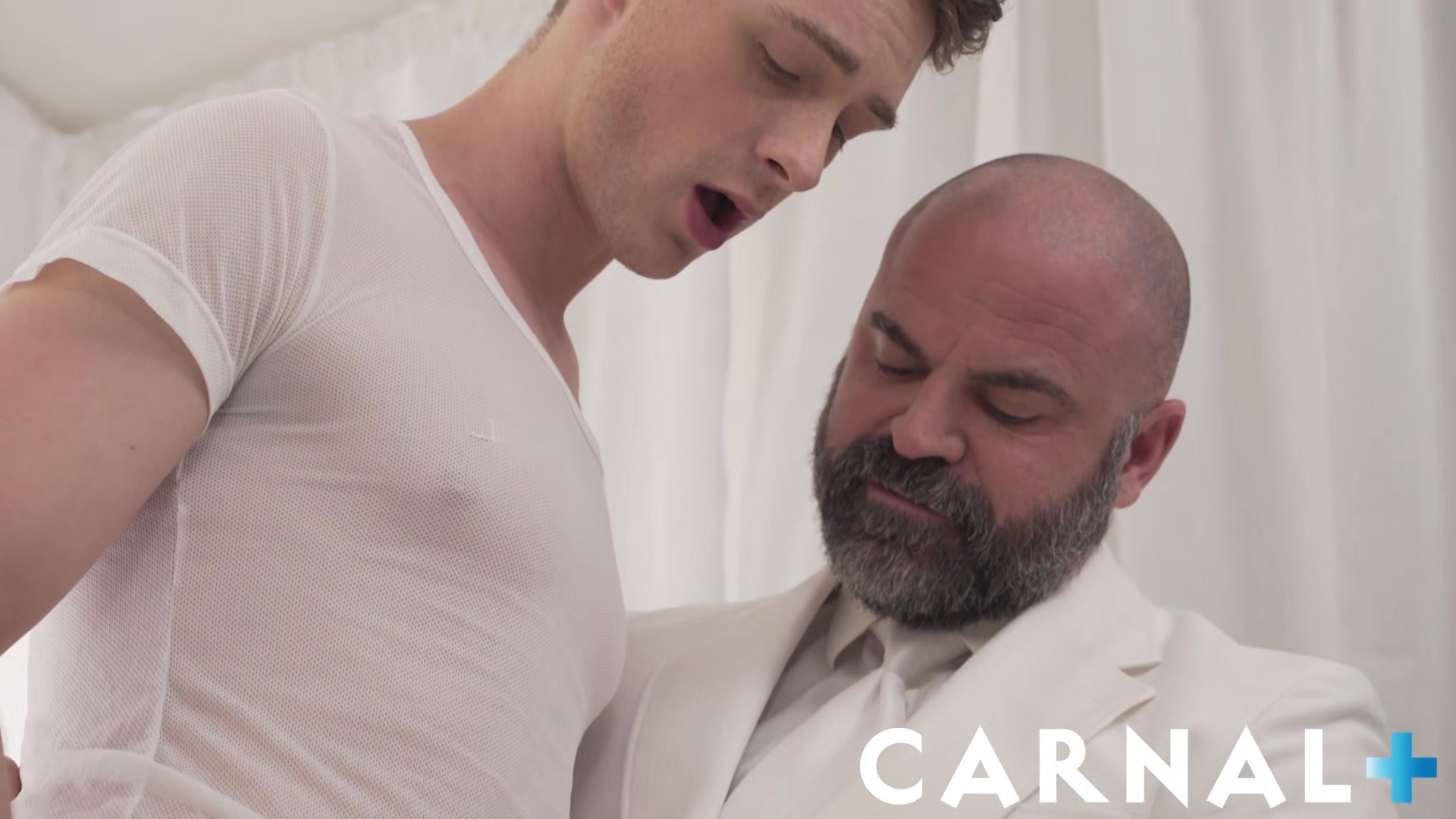 MasonicBoys Innocent Cole Blue receives deep seeding by holy DILF
