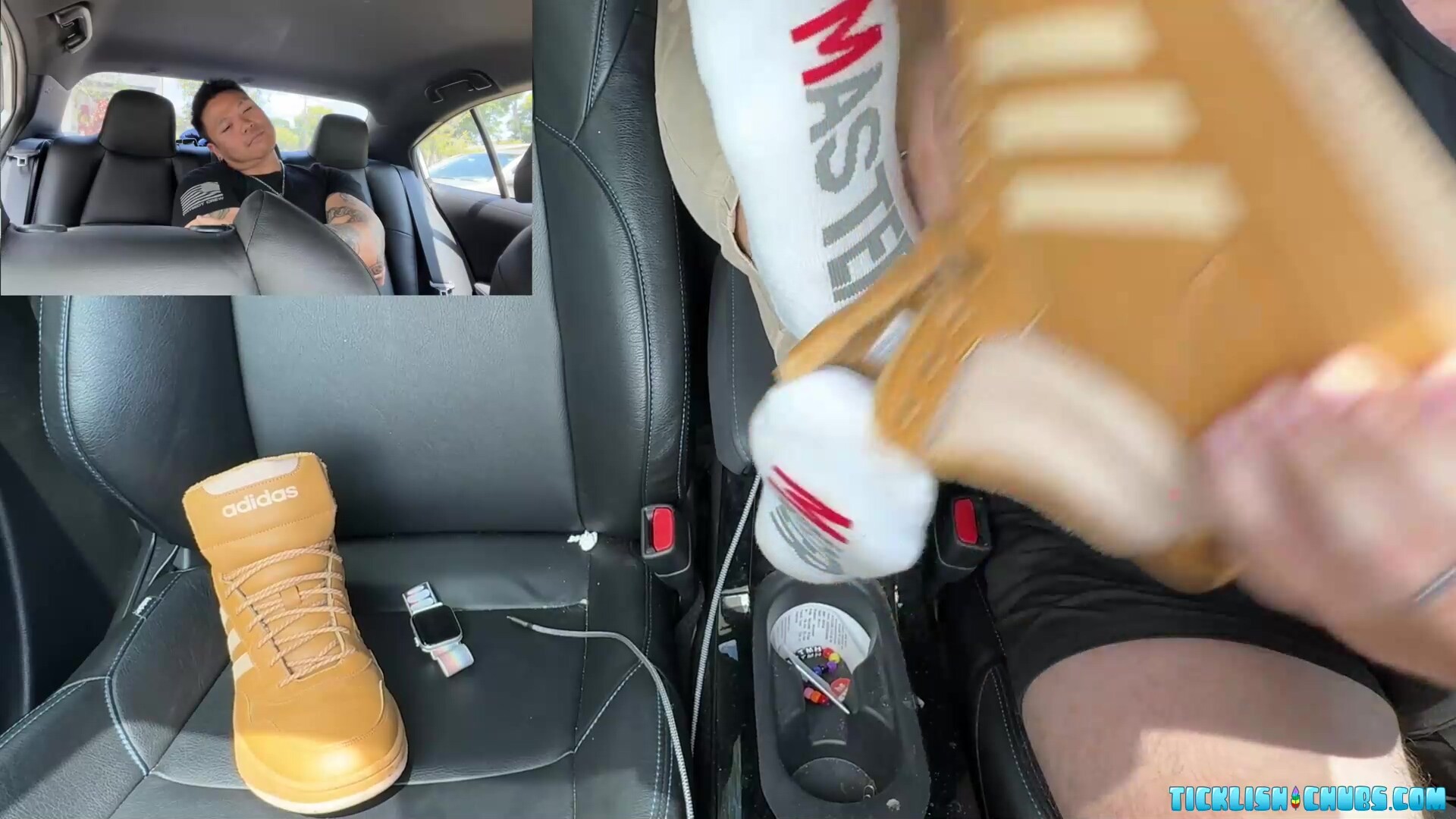 Milus Slinger Lets Chubby Matt Licks His Sweaty Feet