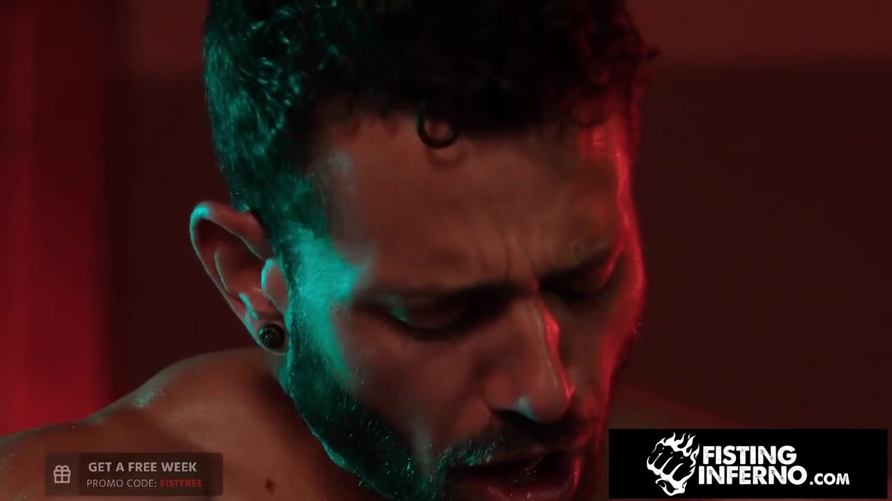 Cumbitch Spitroasted By Beefy Muscle & Hunk Bbc