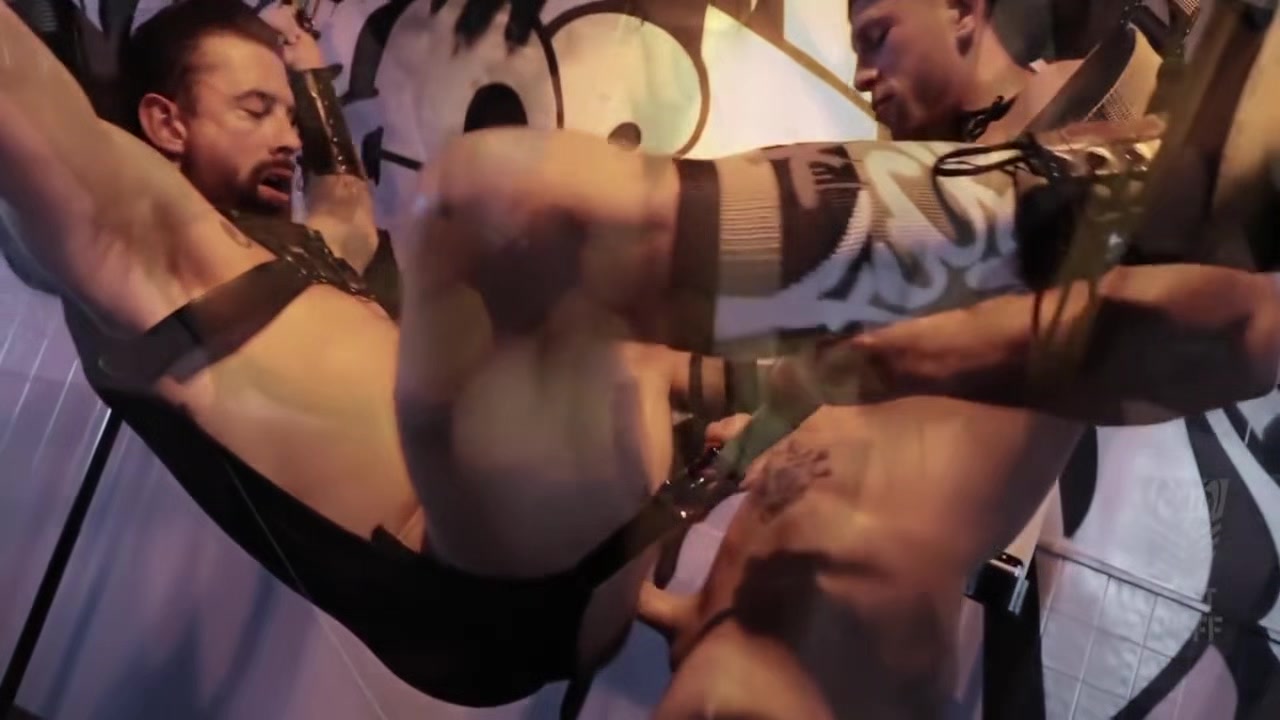 Fort Troff Man Vs Machine: Roman Todd, Pierce Paris, Alpha Wolfe 17 Min