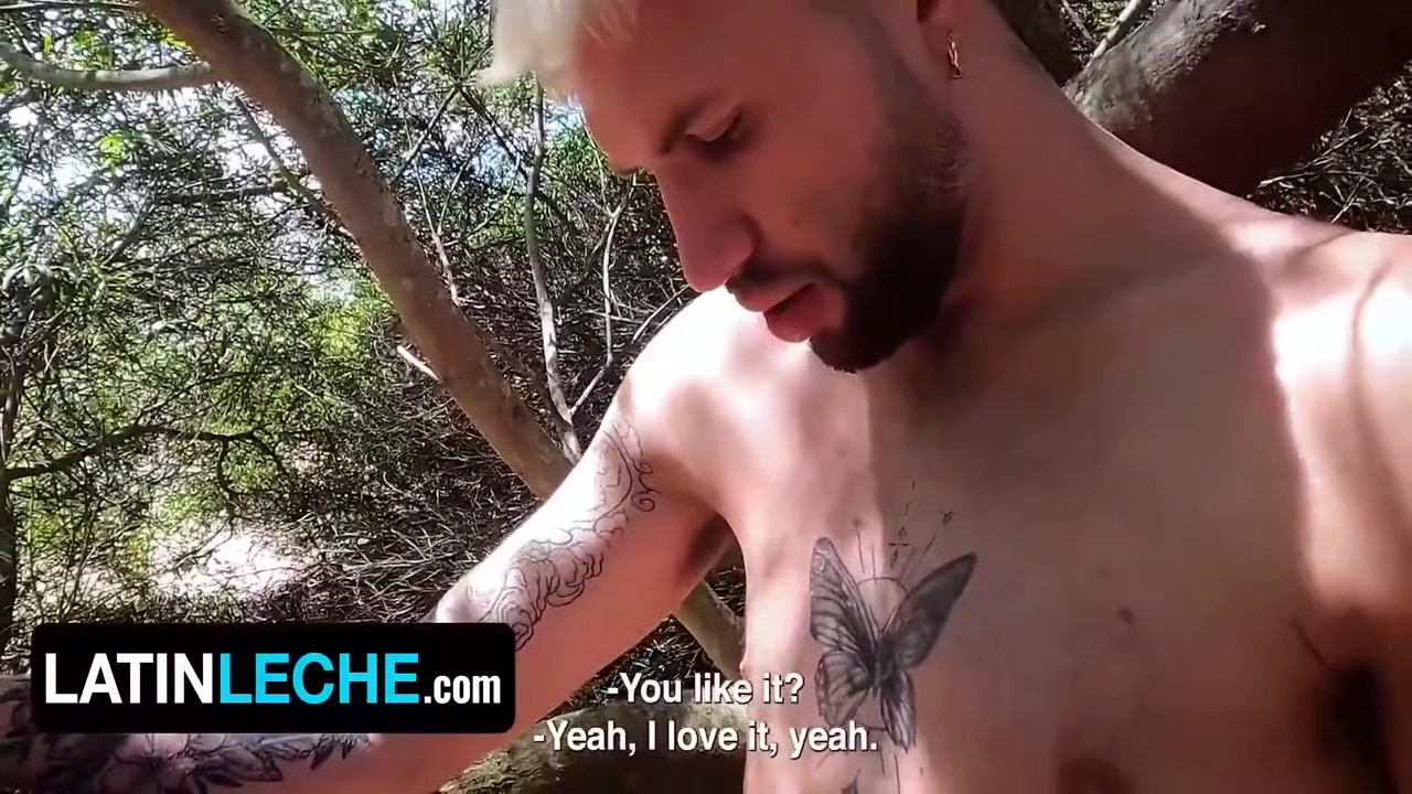 After Fucking His Gay Friend, Straight Dude Plows A Black Stud At The Beach 17 Min
