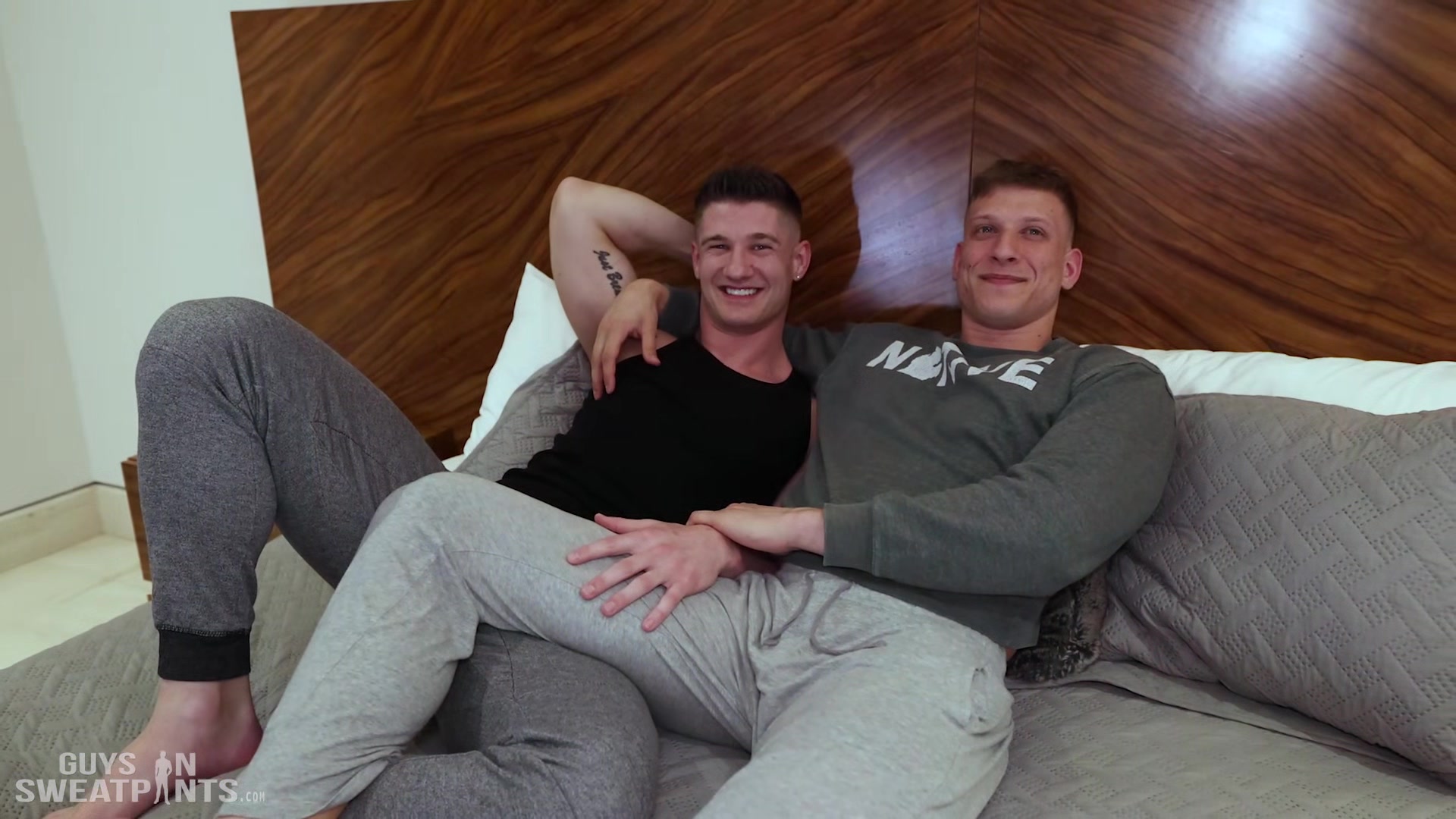 Brycejamesaustin - GuysInSweatpants