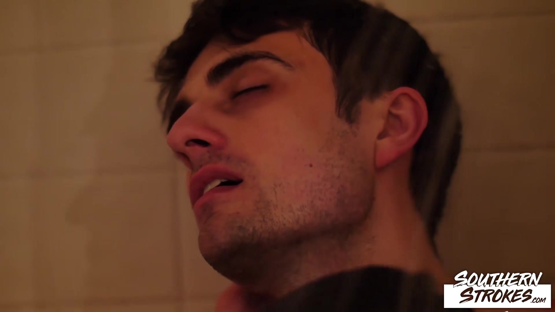 SOUTHERNSTROKES Horny Adam Strong Enjoys After Shower Sex