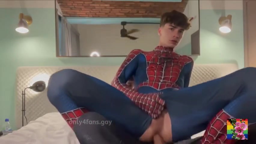 [hbw] Spiderman Fucked Raw