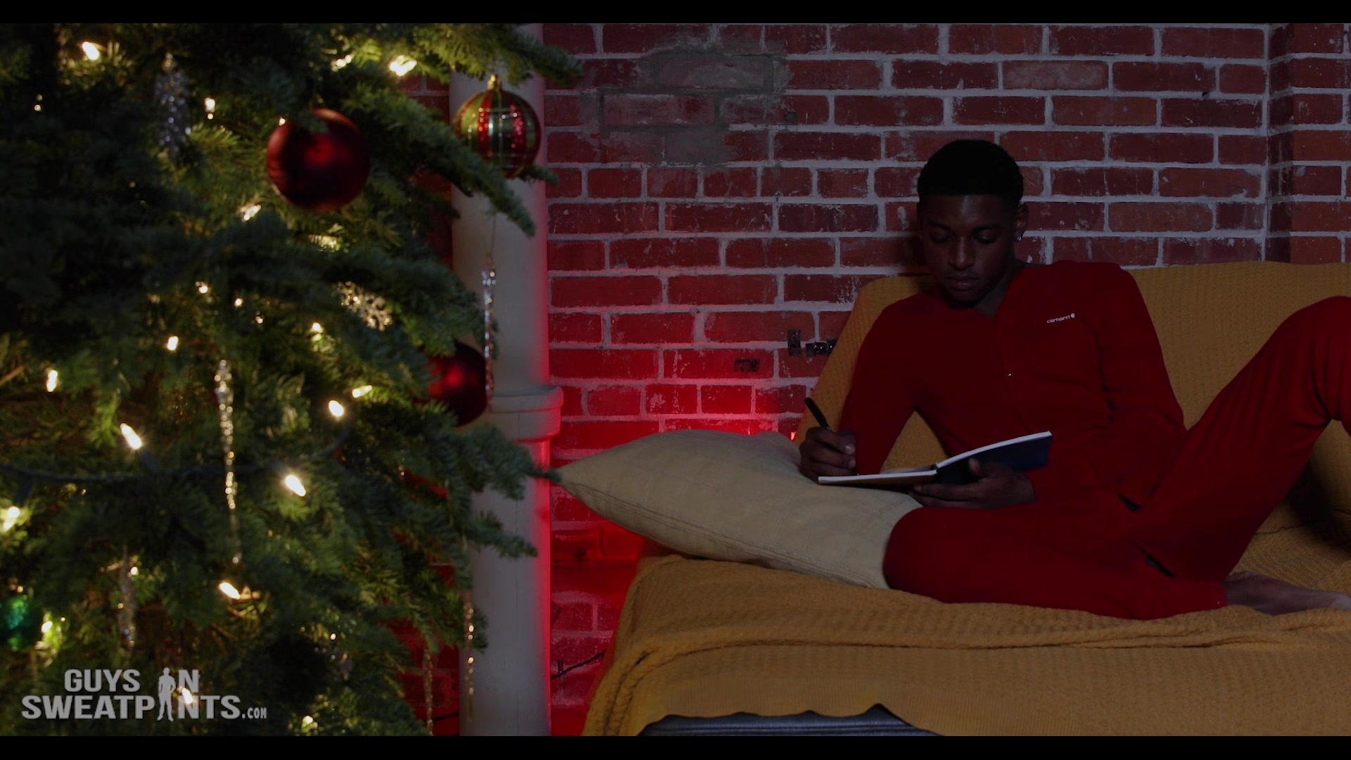 GuysInSweatpants Video - GuysInSweatpants