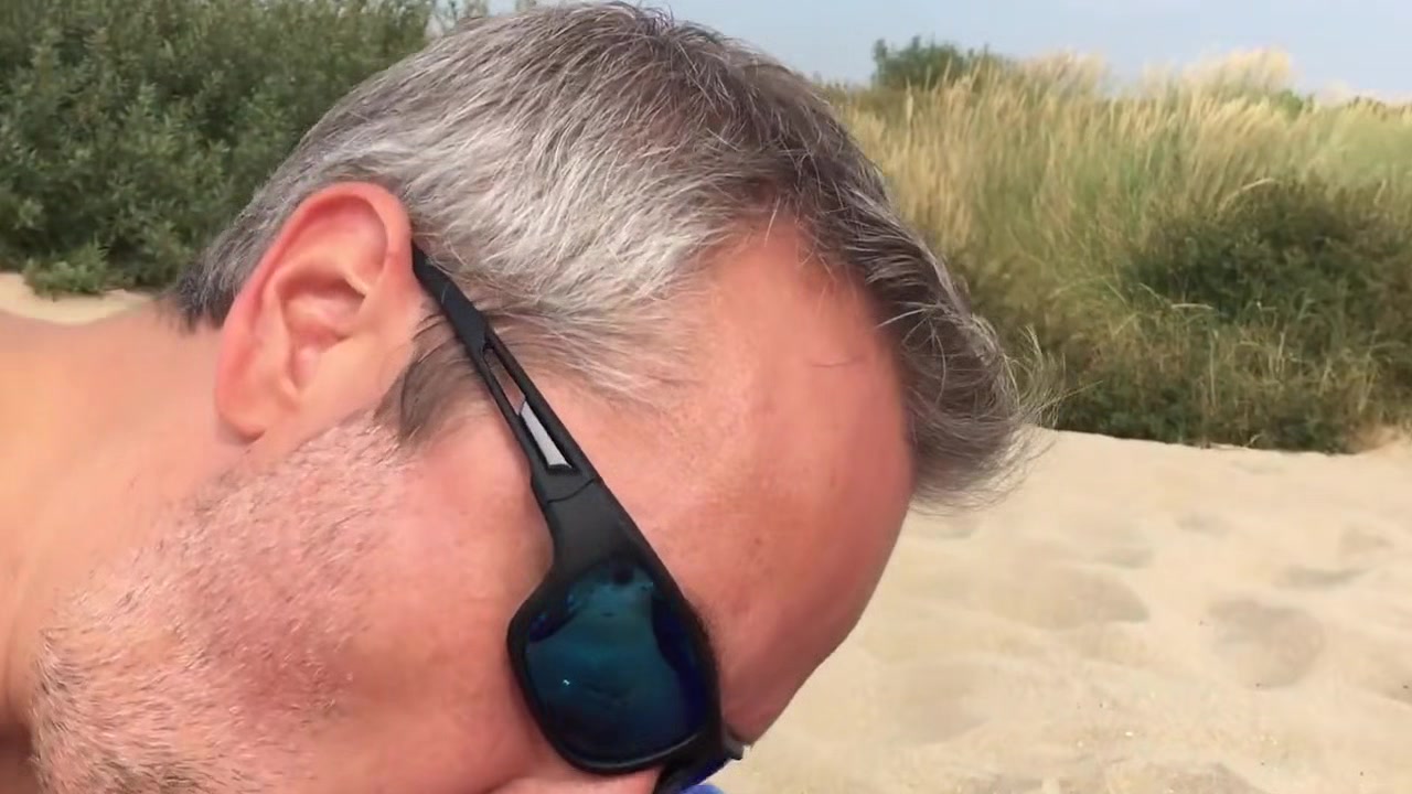 Public - Sunday Kiss, Suck And Swallow At The Beach