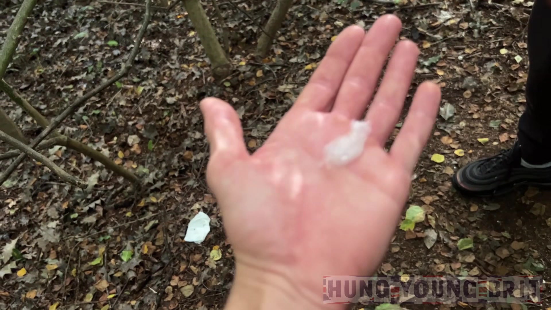 Condom Fisinhing - HungYoungBrit