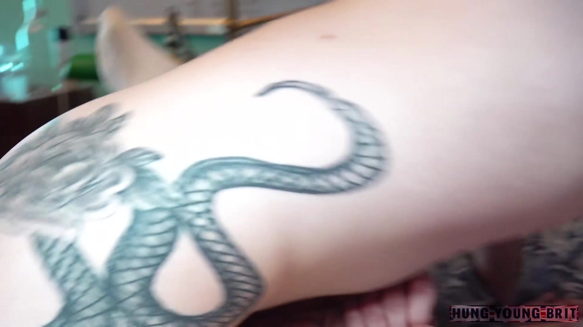 2 Two Tattooed Twinks Fuck - HungYoungBrit