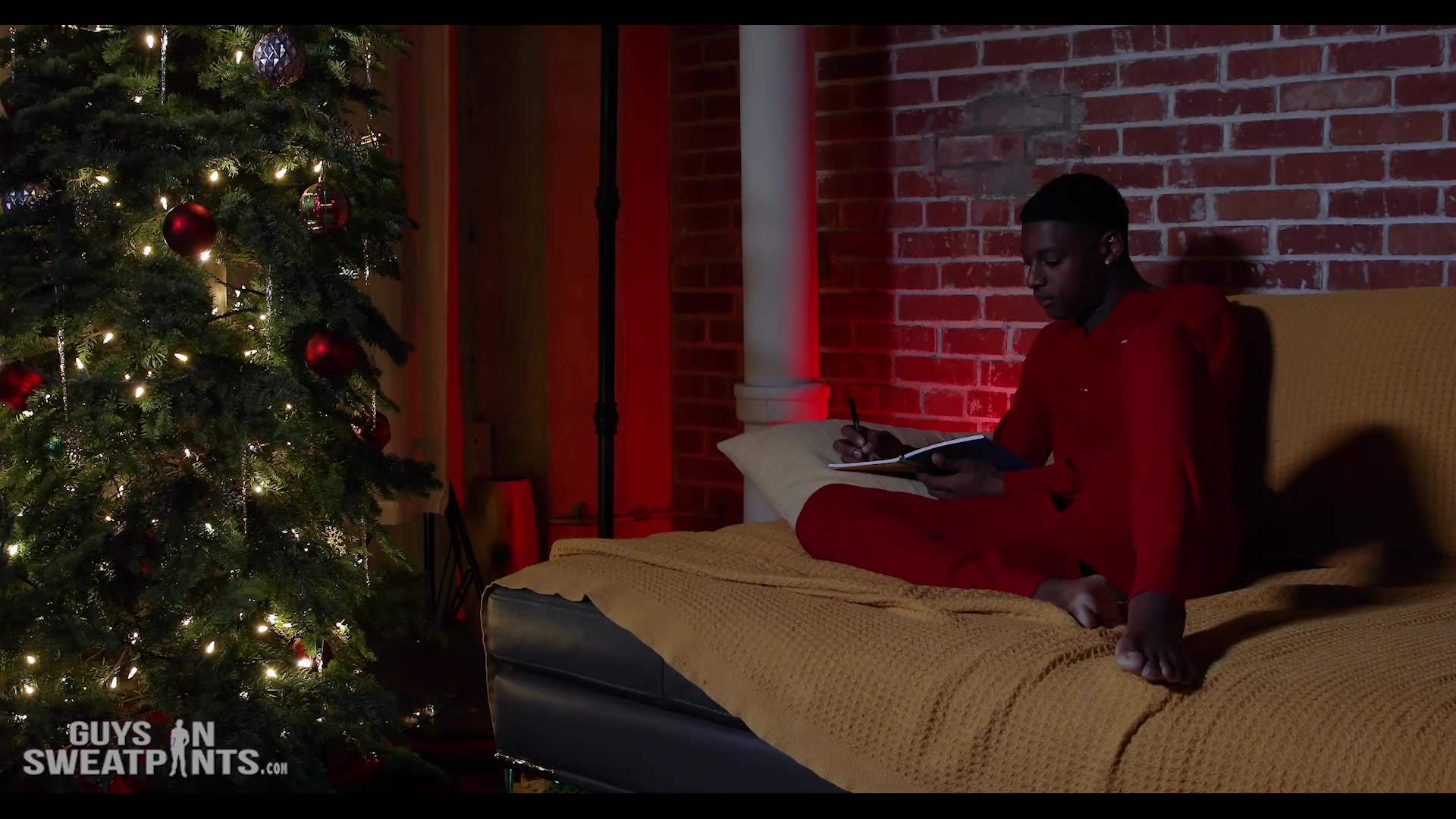 GuysInSweatpants Video - GuysInSweatpants